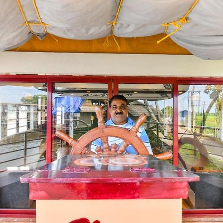 Friends Cruise, Nightstay Houseboat-VACCINATED STAFF Alappuzha Buitenkant foto